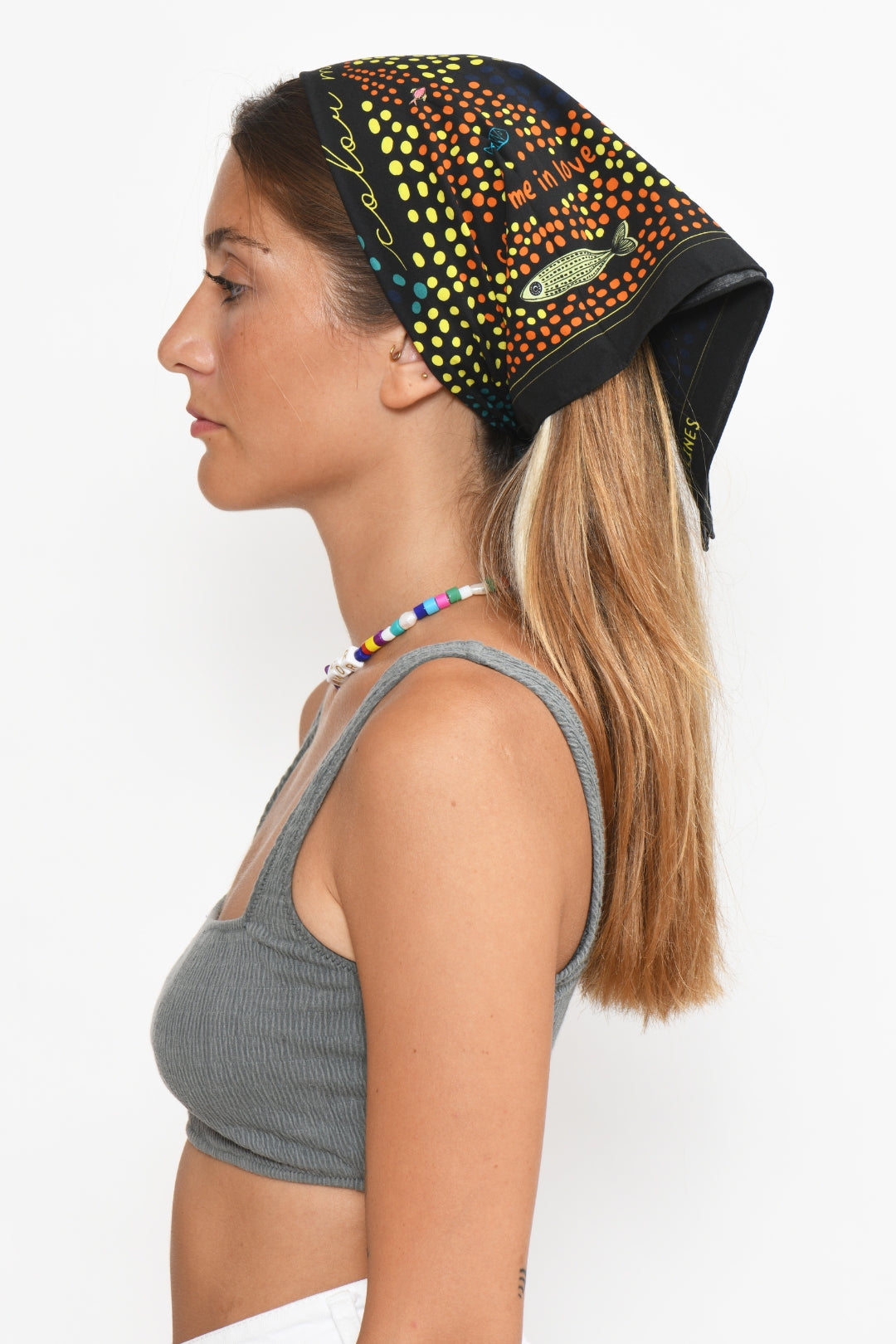 %100 pamuk kumaş renkli desenli siyah bandana